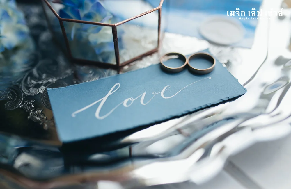 3.2 2. การจับคู่สีพื้นหลังและตัวอักษรให้ดูหรูหรามีระดับ.png